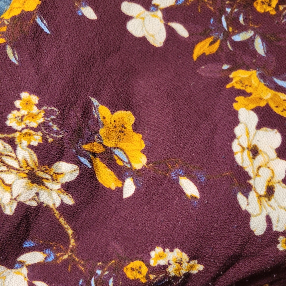 Like new Womens Justify brand XS top - Picture 5 of 6